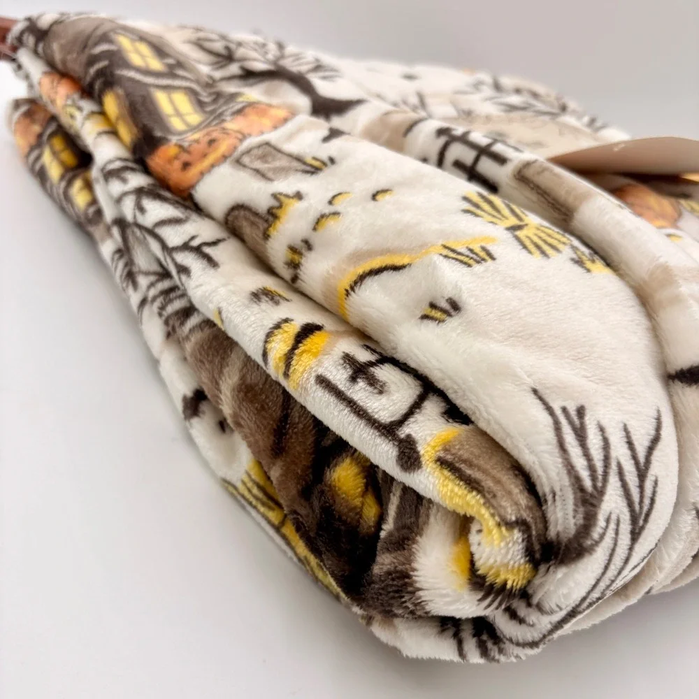 Hallow House Halloween Luxe Plush Throw Blanket and Decorative Pillow Set Cream